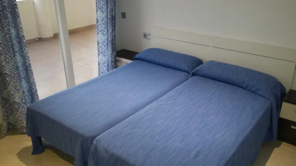 Aparthotel Apartamentos Cala Azul La Mora