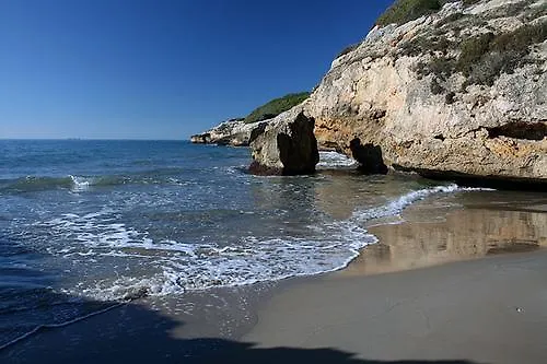 Apartamentos Cala Azul La Mora Spain